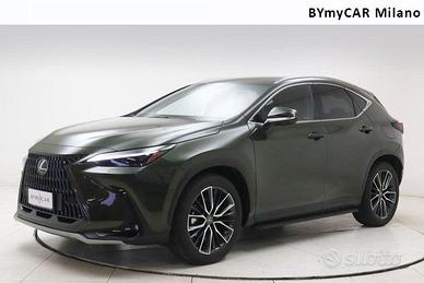 Lexus NX 2.5 hybrid Luxury 4wd e-cvt