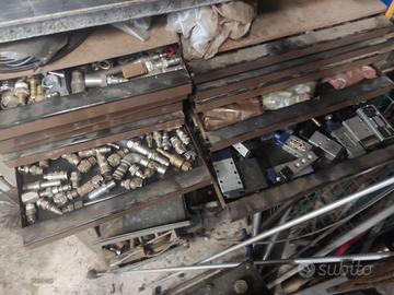 Materiale oleodinamico, distributori, impalcatura 