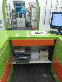 Arredamento per negozio