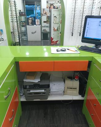 Arredamento per negozio