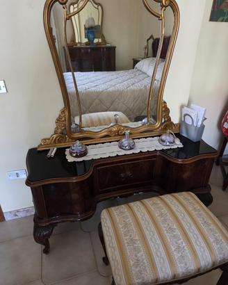 Camera da letto artigianale 1947 in piuma di noce