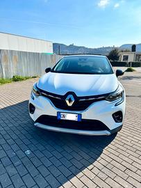 Renault Captur 1.0 tce Techno Gpl 100cv – 30000km