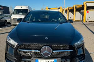 Mercedes classe A 180d premium Amg night edition