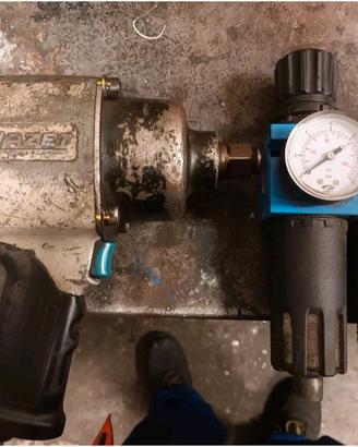 pistola pneumatica da 3/4 hazet più regolatore