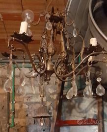 Lampadario a gocce antico