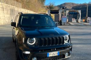 Jeep Renegade 1.6 mtj 120 cv Total black