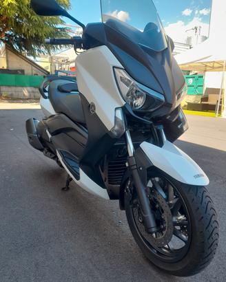 Yamaha Xmax 400