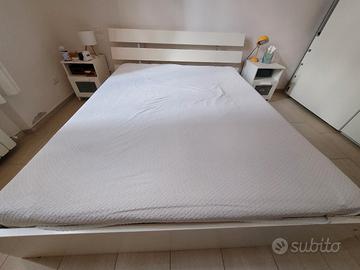 Struttura letto matrimoniale