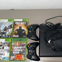 Xbox 360 + 2 controller + 6 videogiochi