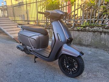 PROMO SCOOTER MORBIDELLI SC125 RE MOT. A LIQUIDO