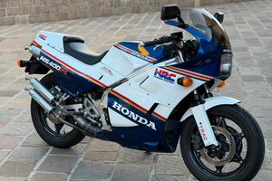 Honda nsr 400