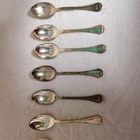 N. 8 cucchiaini in silver plated