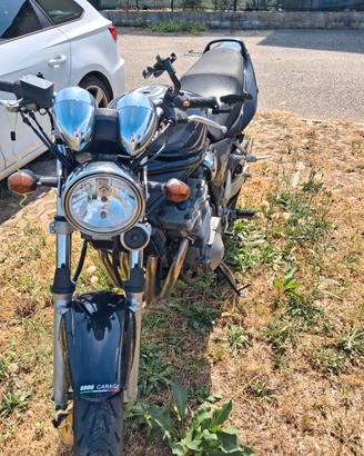 Suzuki Bandit 600