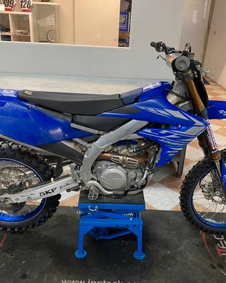 Smembro a ricambi Yamaha Yzf450 e 250 varie annate