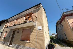 CASA INDIPENDENTE A VALMACCA