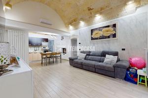 RUTIGLIANO: Casa indipendente ristrutturata con ca