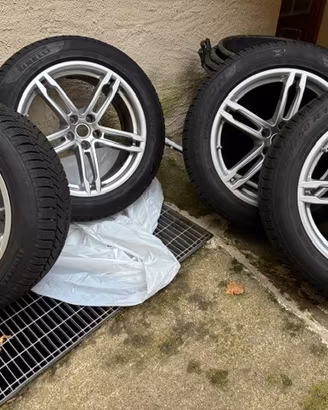 Gomme auto