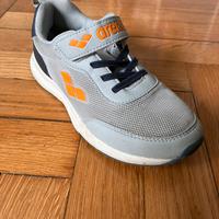 Scarpe bimbo/a misura 35