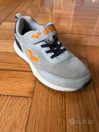 Scarpe bimbo/a misura 35