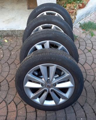 205/55 R17 Pirelli P7 + cerchi  lega Scenic Xmode
