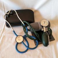 Misuratore Pressione Arteriosa Sfigmomanometro