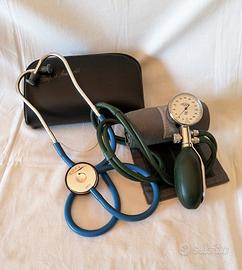 Misuratore Pressione Arteriosa Sfigmomanometro