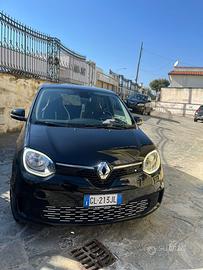 Renault Twingo E-Tech Electric Urban Night