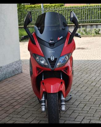  Gilera Nexus 500