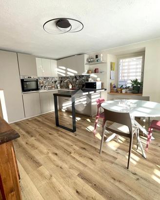 3 LOCALI A SAINT-PIERRE