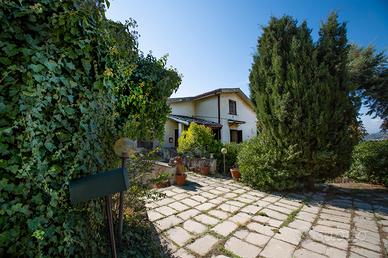 Villa- casa in campagna