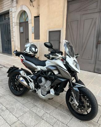 MV AGUSTA STRADALE 800
