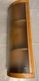 Angoliera in legno color noce con vetro satinato