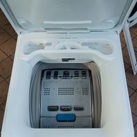 Lavatrice carica dall'alto 6kg. 