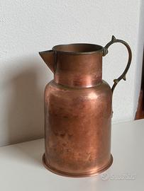 Brocca vintage 2 litri in rame da collezione.