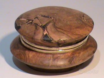 Portagioe artigianale in radica di olivo