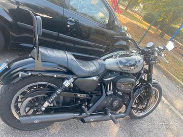 harley davidson 883 iron