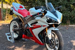 YAMAHA YZF-R1 2007 - PREPARAZIONE TOP