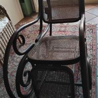 Sedia a dondolo antica