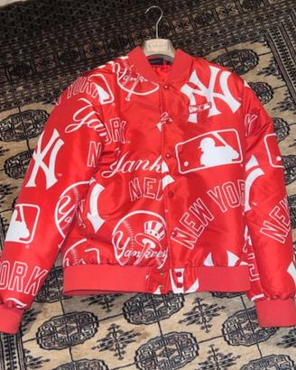 Giacca new era rossa-bianca