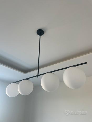 Grande lampadario moderno