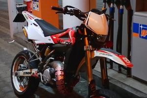 HUSQVARNA 125 (prezzo trattabile)