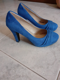 Scarpe con tacco celesti scamosciate n.40 nuove