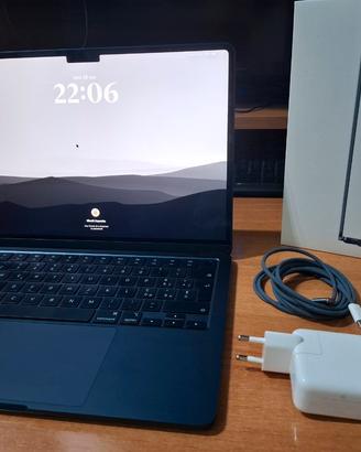 MacBook Air 13" M4 2025 APPLE