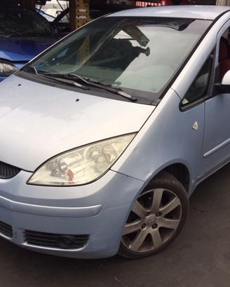Mitsubishi colt 2005