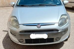 FIAT GRANDE PUNTO EVO 2011 /BENZINA / GPL / 3300 €