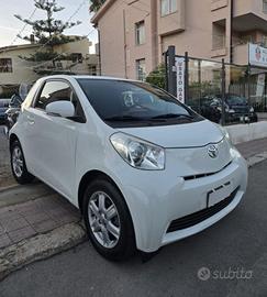 Toyota iQ 1.0