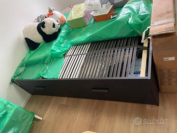 Struttura letto matrimoniale Ikea