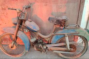 Motorino Vintage Atala Da Restauro