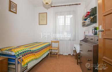 Trilocale vicinanze parco con garage