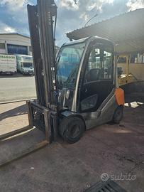 Carrello elevatore STILL 3000kg